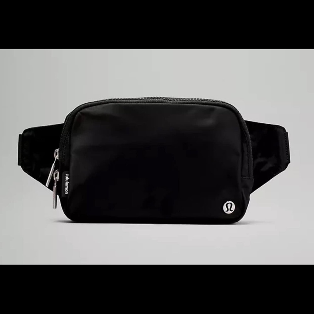 LULULEMON NWT Everywhere Belt Bag - Large